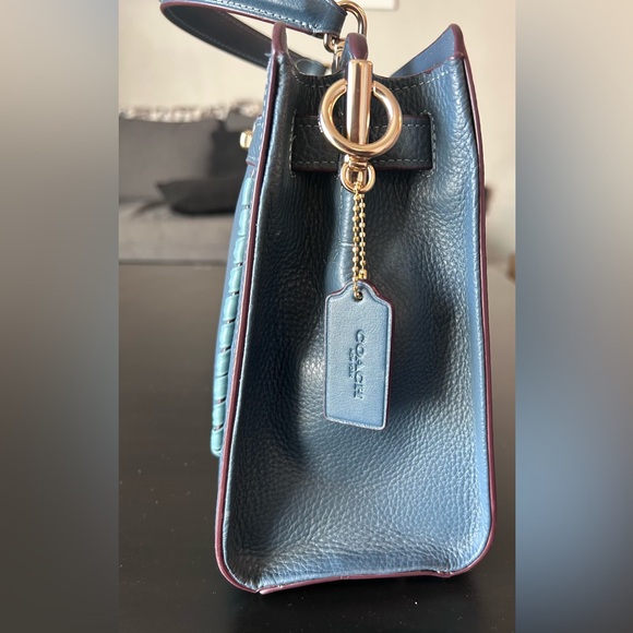 Coach Lane Carryall w/ Whipstitch - Picture 9 of 12